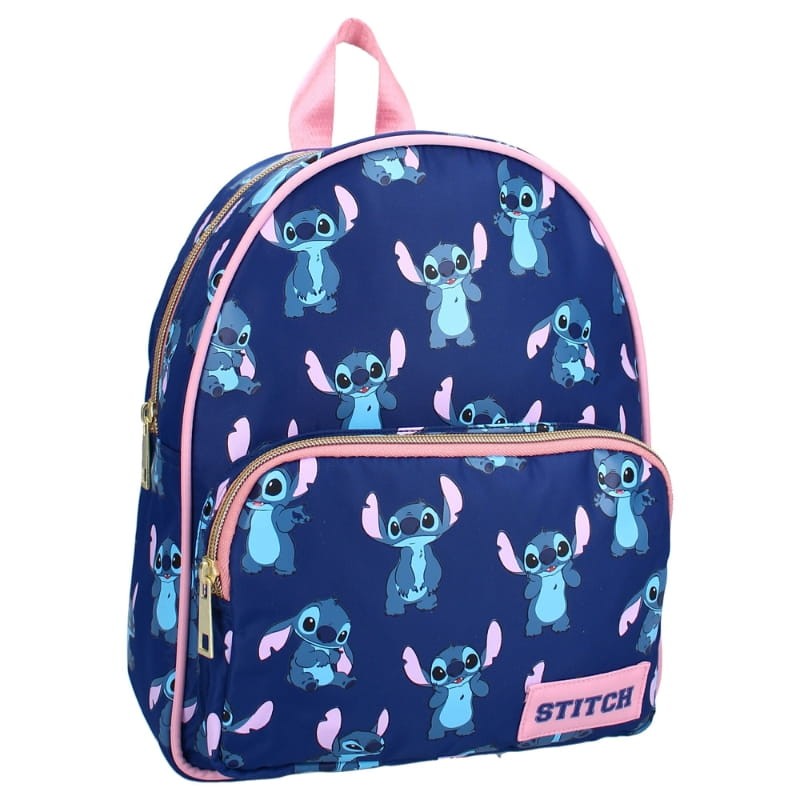 vadobag-stitch-plecak-disney-kieszenie-odblaski-zamek-dodatki.jpg