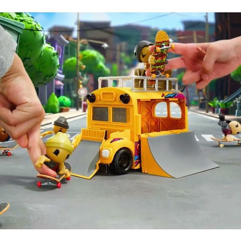 tech-deck-sk8-bus-zestaw-figurka-bus-skatepark.jpg