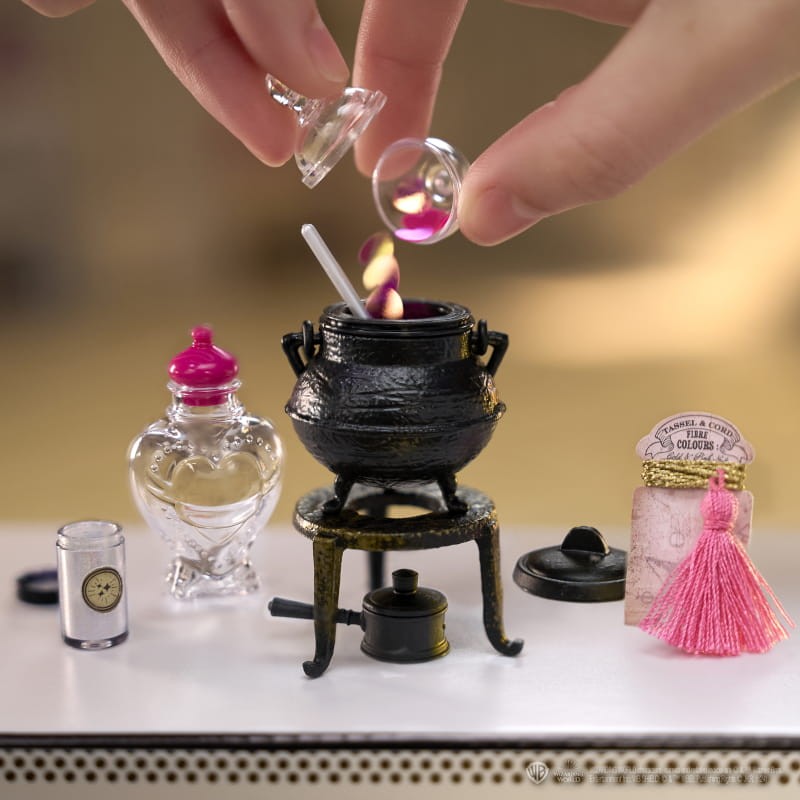 MINIVERSE HARRY POTTER MAKE IT INI POTIONS MINI ELIKSIRY KULA Z NIESPODZIANKĄ (5).jpg