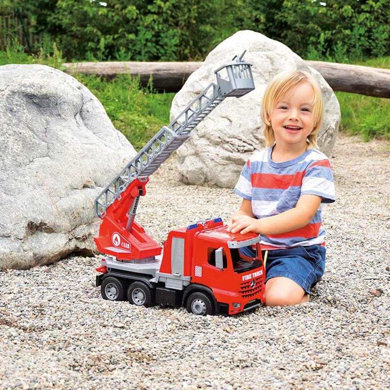 Straz-pozarna-z-drabina-48cm-Model-mercedes-arocs.jpg