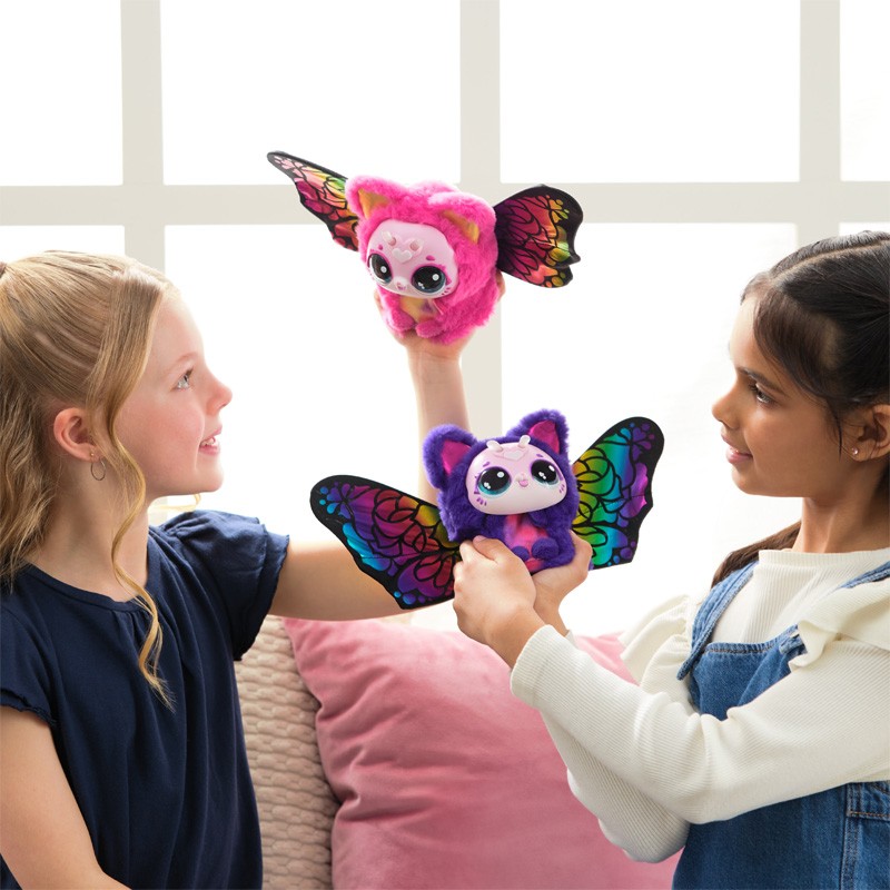 SPIN-MASTER-Hatchimals-Bloomables-Kotek-6072450-1-figurka-Lifestyle-5_800.jpg