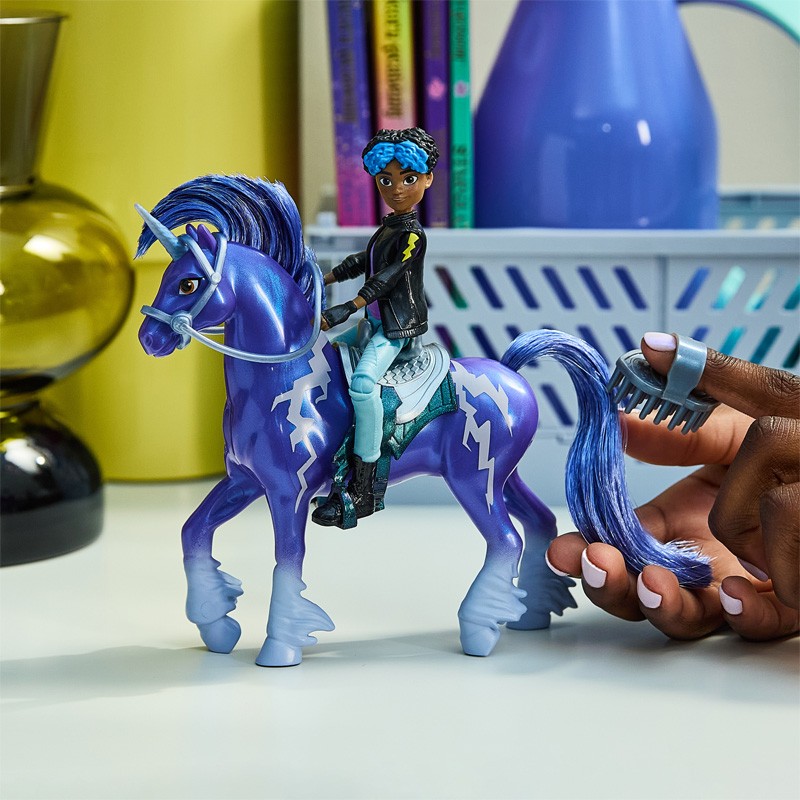 pol_pl_Akademia-Jednorozcow-Zestaw-Figurki-Rory-Storm-jezdziec-i-jednorozec-akcesoria-Unicorn-Academy-40252_7_800.jpg
