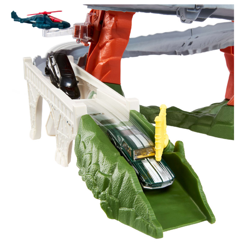 pol_pl_Matchbox-The-Movie-zestaw-toro-Gorska-Ucieczka-przed-Helikopterem-Tor-2-Samochody-Helikopter-42032_7.jpg