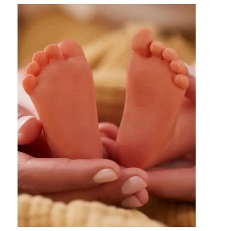 baby-born-real-baby-doll-girl-mittlere-haut-realistische-puppe-fuer-rollenspiele (5).jpg