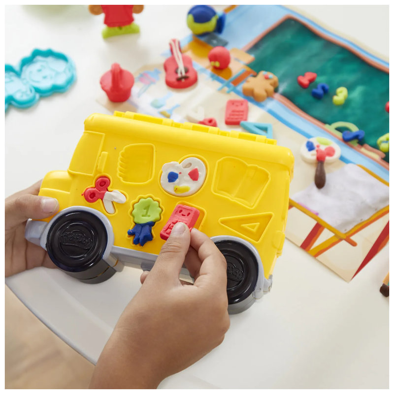 Play-Doh Ciastolina Zestaw Masa Plastyczna School Day Autobus Szkolny Akcesoria 3+